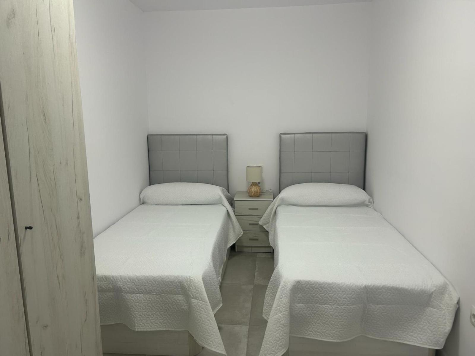 Apartamentos Milano روكيتاس ذي مار المظهر الخارجي الصورة
